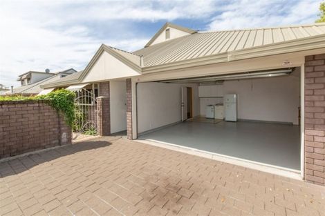 Photo of property in 23 Middleton Road, Upper Riccarton, Christchurch, 8041