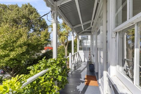 Photo of property in 114 Wallace Street, Mount Cook, Wellington, 6021