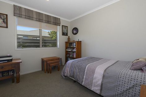 Photo of property in 22 Vista Close, Omokoroa, 3114