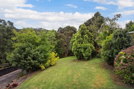 Photo of property in 7 Napuka Road, Henderson Valley, Auckland, 0612