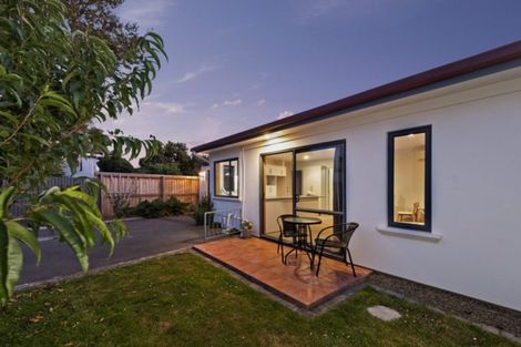 Photo of property in 14a Deyell Crescent, Sydenham, Christchurch, 8023