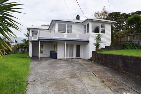 Photo of property in 68 Lyons Avenue, Murrays Bay, Auckland, 0630