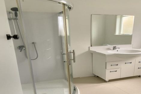 Photo of property in 1/24 Quebec Road, Milford, Auckland, 0620