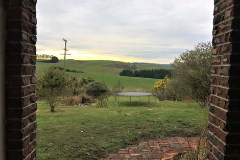 Photo of property in 124 Benhar Road, Benhar, Balclutha, 9272