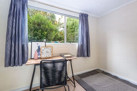 Photo of property in 6 Jenkins Avenue, Redwood, Christchurch, 8051
