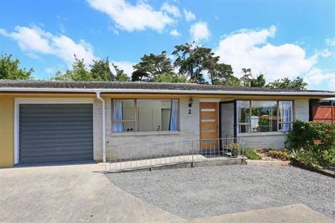Photo of property in 2/201 Henderson Valley Road, Henderson, Auckland, 0612