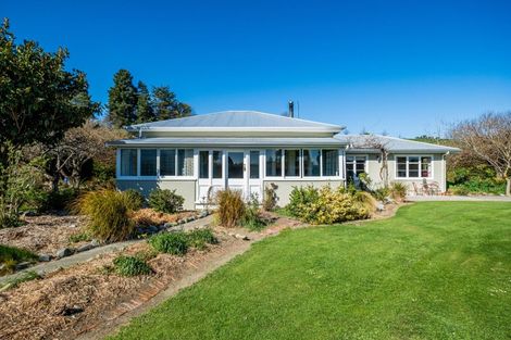 Photo of property in 140 Main Road, Pleasant Point, 7903