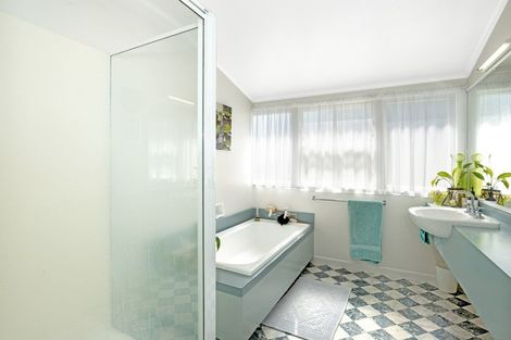 Photo of property in 60 Stout Street, Whataupoko, Gisborne, 4010