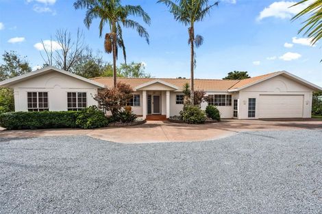 Photo of property in 32 Matarau Road, Matarau, Kamo, 0185