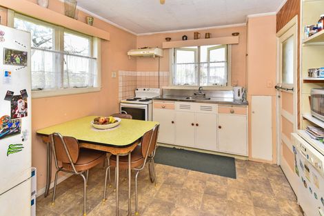 Photo of property in 1/17 Railway Street West, Papakura, 2110