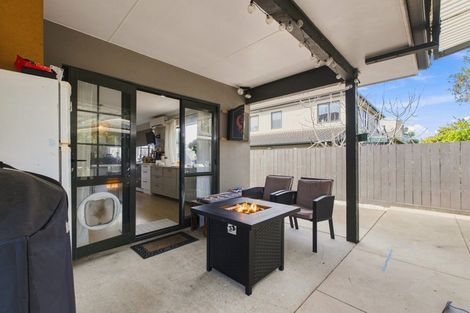 Photo of property in 11 Whitbourne Heights, Manurewa, Auckland, 2105