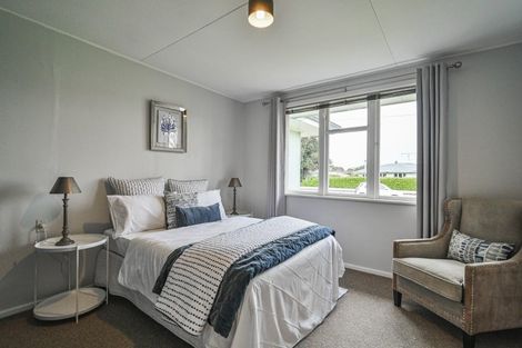 Photo of property in 10 Read Crescent, Clive, 4102