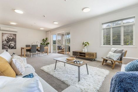 Photo of property in 90 Eaves Bush Parade, Orewa, 0931