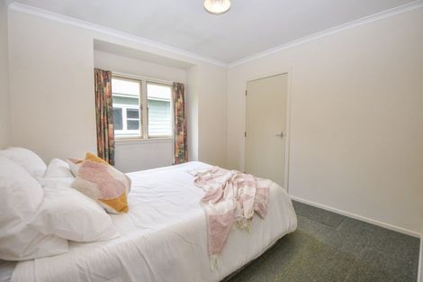 Photo of property in 24 Moreton Road, Carterton, 5713