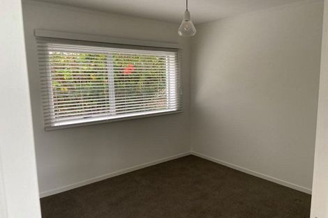 Photo of property in 3 Mirwill Road, Rothesay Bay, Auckland, 0630