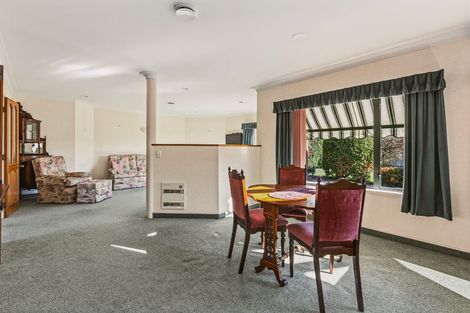 Photo of property in 11 Belgrave Place, Taradale, Napier, 4112