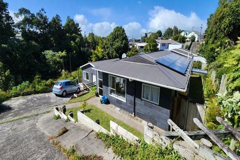 Photo of property in 6a Brierley Place, Marfell, New Plymouth, 4310