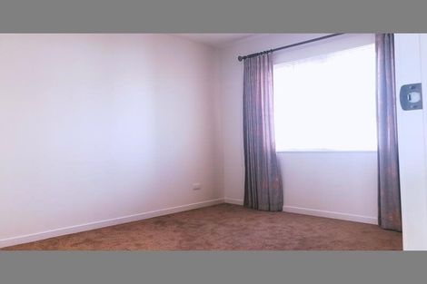 Photo of property in 6 Lancia Way, Oteha, Auckland, 0632