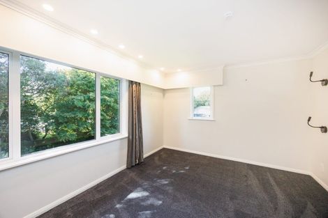 Photo of property in 27 Saint Albans Avenue, Hokowhitu, Palmerston North, 4410