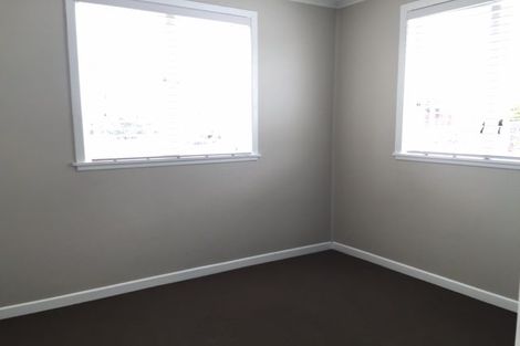 Photo of property in 19 Sunnynook Road, Forrest Hill, Auckland, 0620