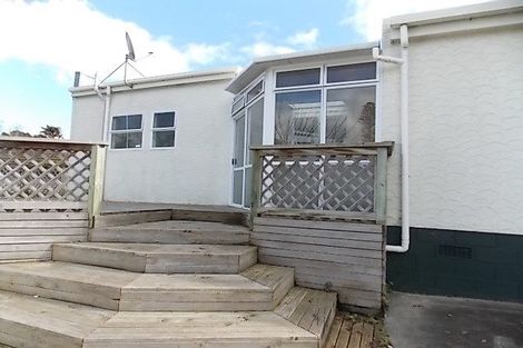 Photo of property in 10 Brassey Road, Saint Johns Hill, Whanganui, 4500
