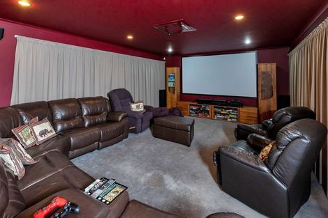 Photo of property in 12 Pyle Road East, Ruakaka, 0171