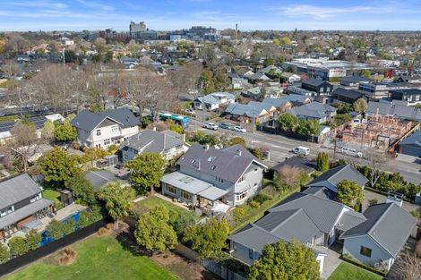 Photo of property in 152 Clyde Road, Burnside, Christchurch, 8053