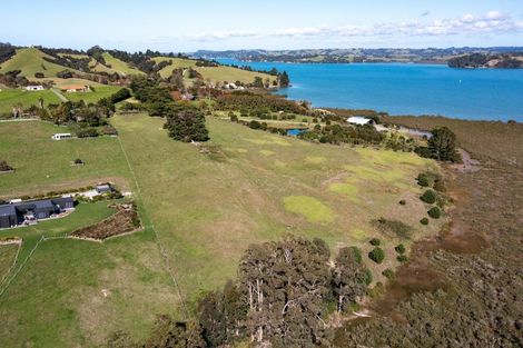 Photo of property in 68 Goodall Road, Snells Beach, 0920