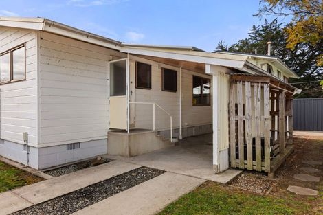Photo of property in 15 Root Street, Gisborne, 4010