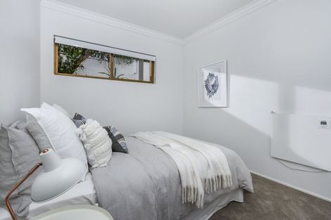 Photo of property in 1/23 Beach Road, Castor Bay, Auckland, 0620