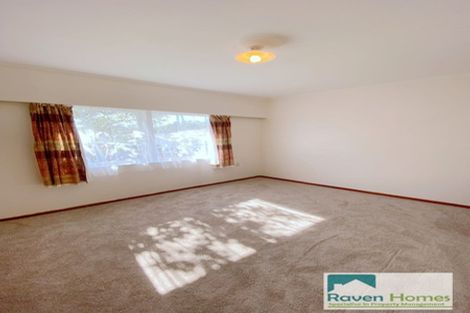 Photo of property in 136 Onewa Road, Northcote, Auckland, 0627
