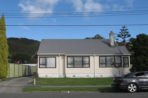 Photo of property in 20 Pilcher Crescent, Naenae, Lower Hutt, 5011