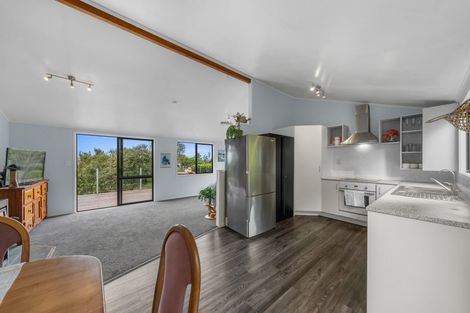 Photo of property in 321 Wairere Road, Waitakere, Henderson, 0782