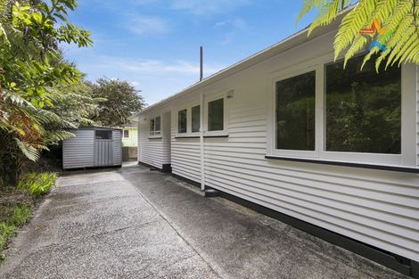 Photo of property in 165 Wellington Road, Wainuiomata, Lower Hutt, 5014