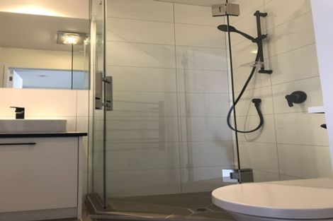 Photo of property in 87 Bordeaux Parade, Te Atatu South, Auckland, 0610