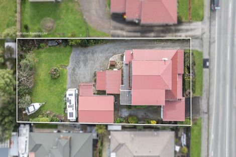 Photo of property in 83 Waikawa Road, Picton, 7220