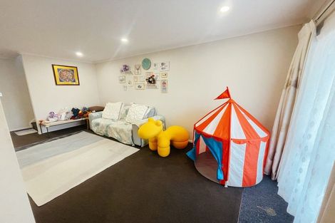 Photo of property in 6 Retallick Place, Flagstaff, Hamilton, 3210