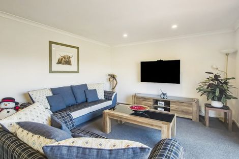 Photo of property in 10 Pohatu Lane, Otaki, 5512