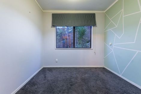 Photo of property in 1/12 Bedford Street, Te Atatu South, Auckland, 0610