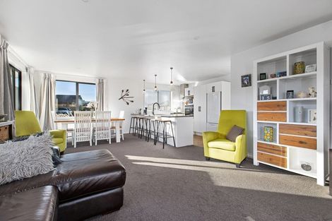 Photo of property in 23 Tarata Grove, Lansdowne, Masterton, 5810