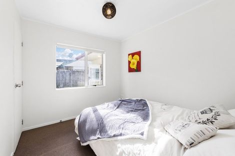 Photo of property in 37 Kona Crescent, Henderson, Auckland, 0610