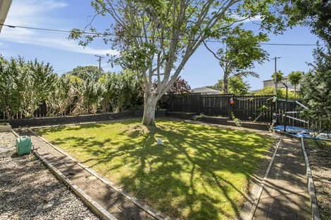 Photo of property in 23 Mcintyre Road, Mangere Bridge, Auckland, 2022