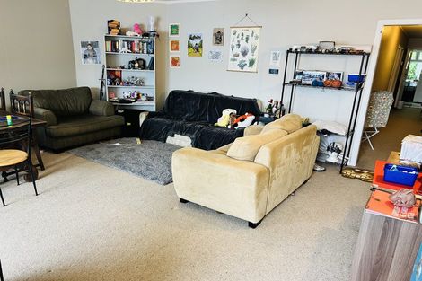 Photo of property in 19 Hania Street, Mount Victoria, Wellington, 6011