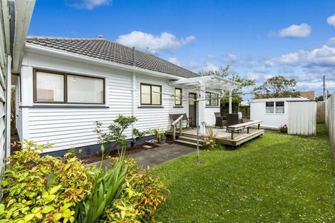 Photo of property in 2/7 Egremont Street, Belmont, Auckland, 0622
