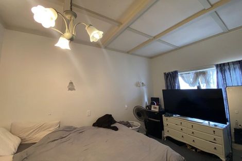 Photo of property in 63 Lynwood Road, New Lynn, Auckland, 0600