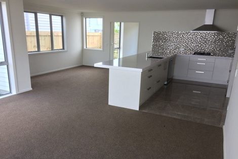 Photo of property in 42 Treestump Road, Takanini, 2112