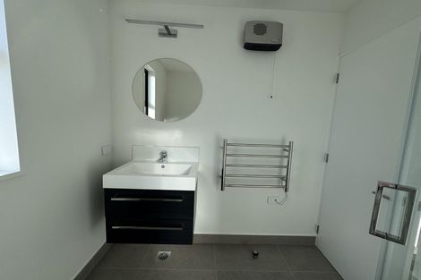 Photo of property in 2/41 Horseshoe Lake Road, Shirley, Christchurch, 8061