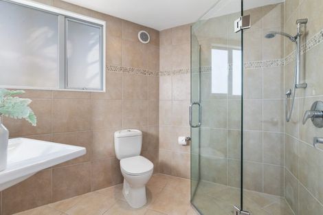 Photo of property in 6b Arkley Avenue, Farm Cove, Auckland, 2012