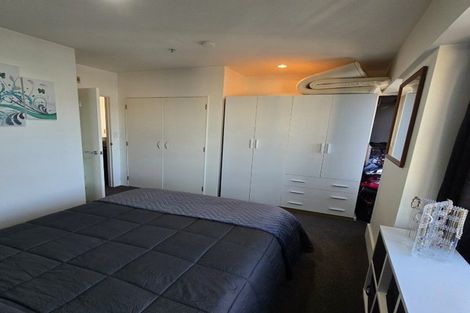 Photo of property in St Peters Apartments, 8a/192 Willis Street, Te Aro, Wellington, 6011