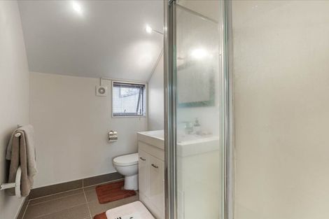 Photo of property in 2/30 Uppingham Crescent, Hillcrest, Auckland, 0627